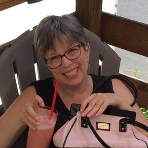 Meet your Posher, Beth